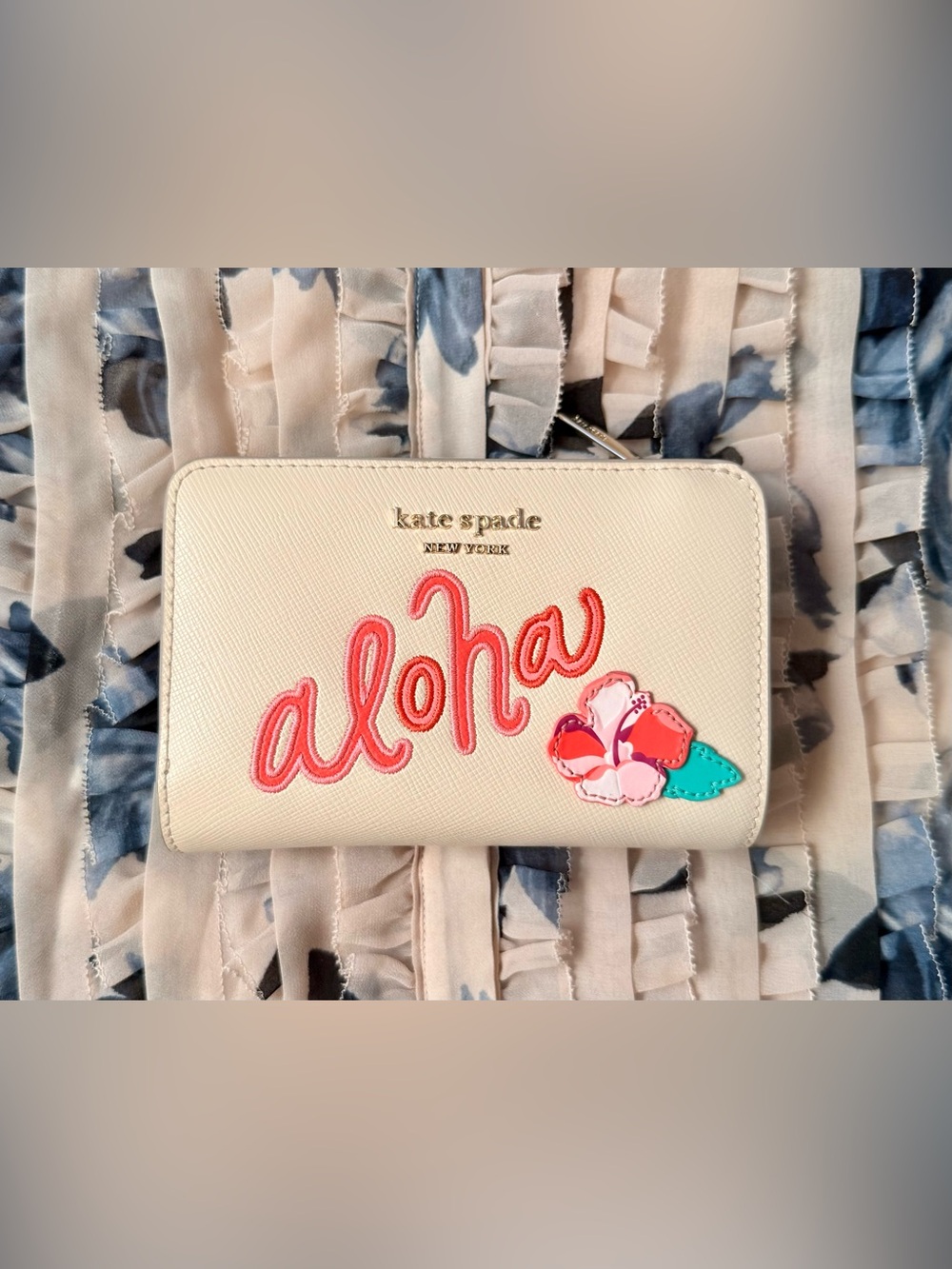 Kate Spade Hawaii Exclusive Aloha Compact Wallet